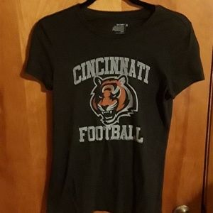 Old Navy Nfl Graphic Tee Cincinnati Bengals